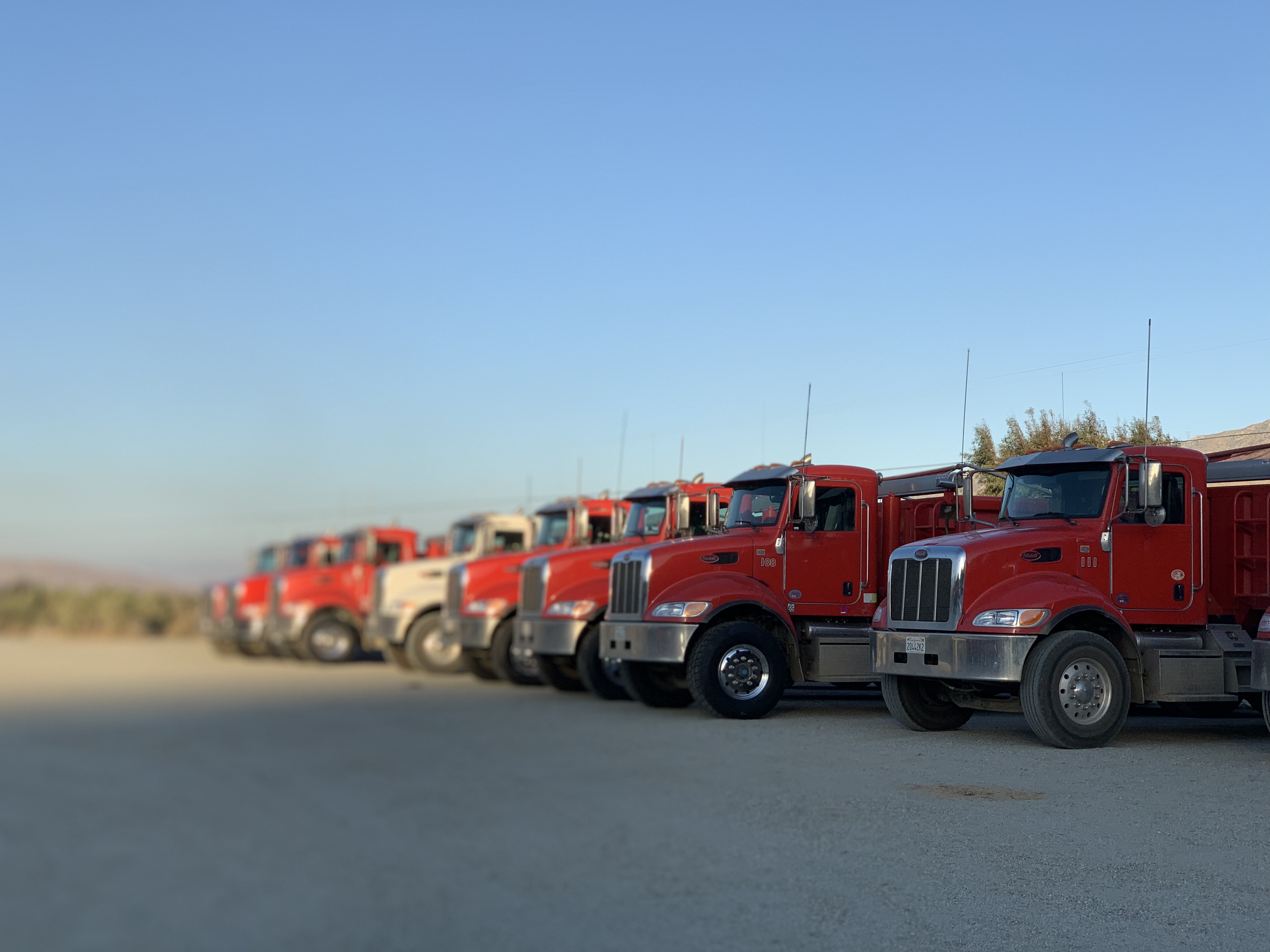 Mixed-service dump truck tire field testing program